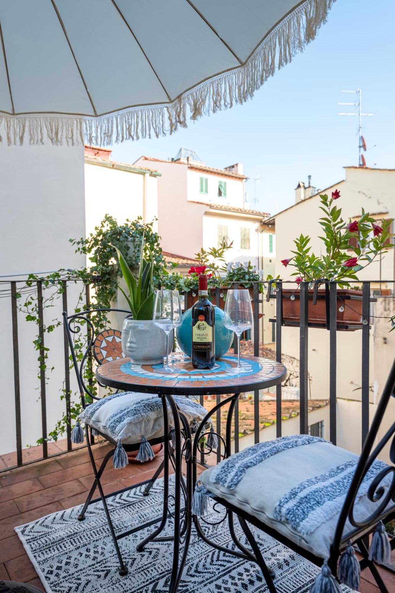 House Of Happy Hours With Terrace Φλωρεντία Εξωτερικό φωτογραφία
